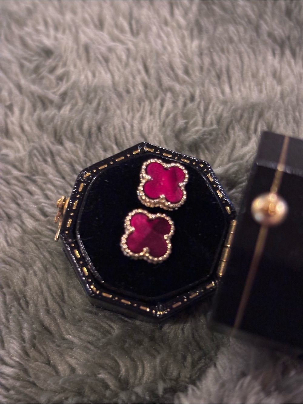 Red Clover Disc Stud Earrings with Gold-Tone Trim